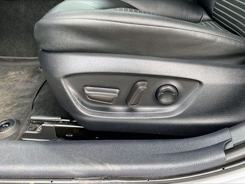 Used 2024 Toyota Camry SE FWD image 26