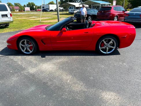 Used 2002 Chevrolet Corvette Convertible w/ Preferred Equipment Group2 image 6