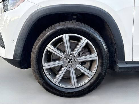 Used 2023 Mercedes-Benz GLS 450 4MATIC image 35