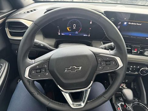 Used 2026 Chevrolet TrailBlazer ACTIV w/ Convenience Package FWD image 12
