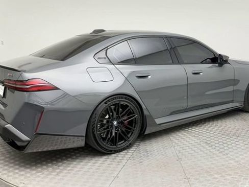 Used 2026 BMW M5 w/ Carbon Package AWD/4WD image 2