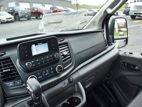 New 2025 Ford Transit 250 Low Roof image 15