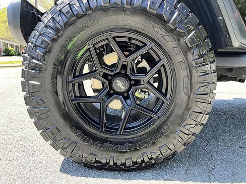 Used 2022 Jeep Gladiator Mojave w/ LED Lighting Group image 8