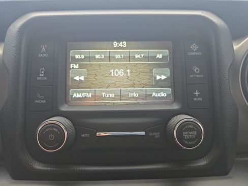 Used 2020 Jeep Gladiator Sport w/ Quick Order Package 24S image 27