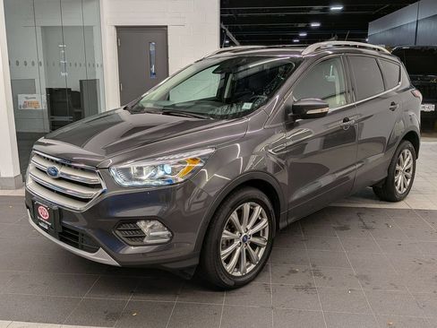 Used 2018 Ford Escape Titanium w/ Ford Safe & Smart Package AWD/4WD image 7
