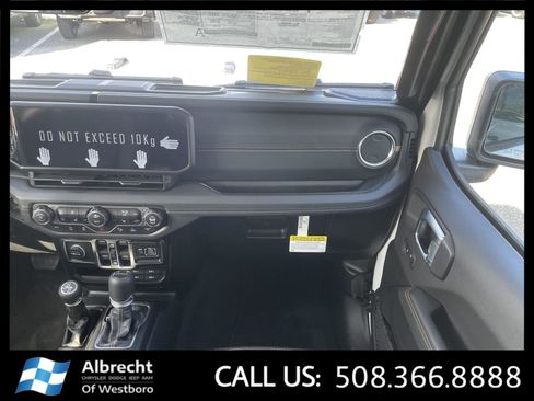 New 2026 Jeep Gladiator Sport image 17