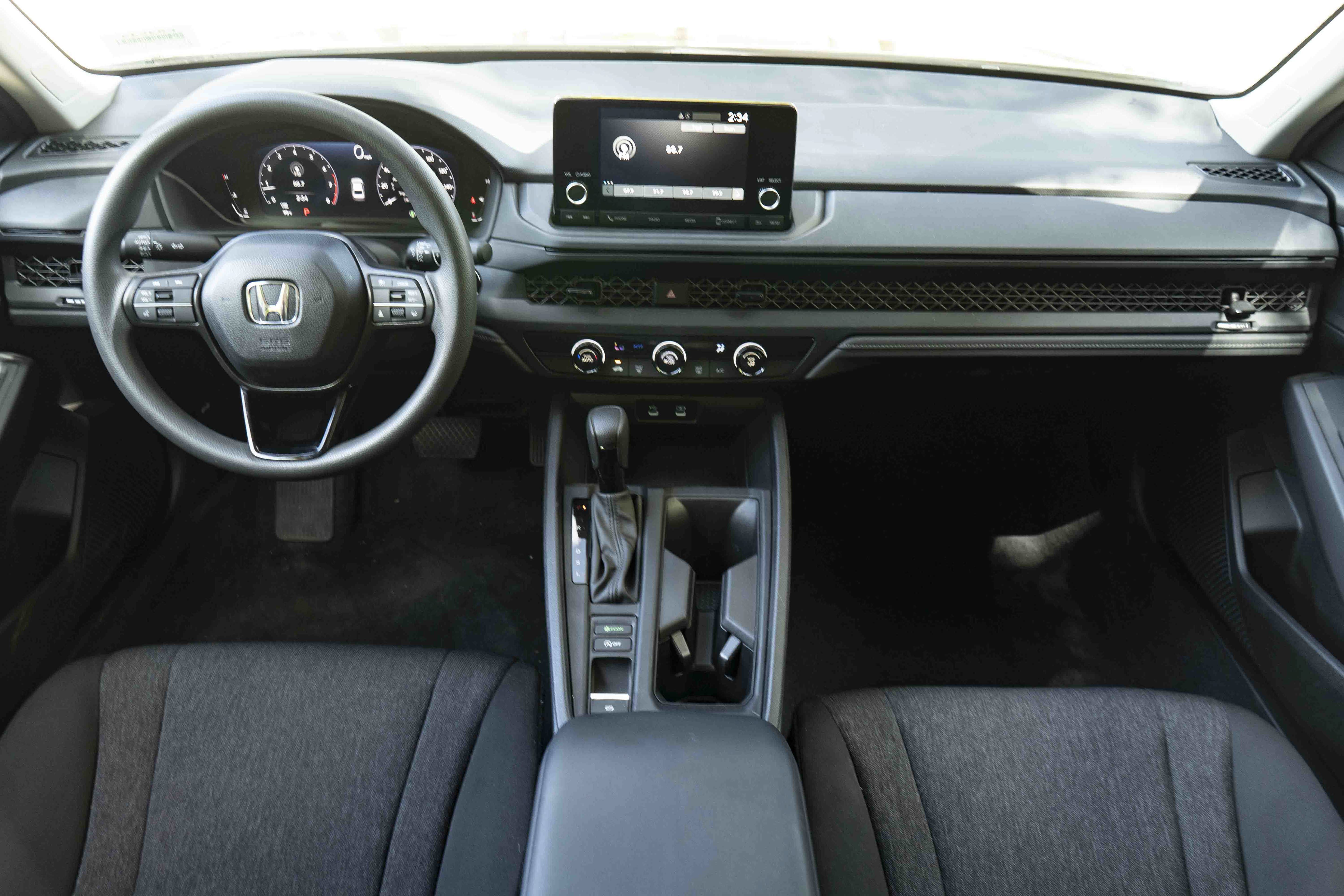 Certified 2025 Honda Accord LX image 26