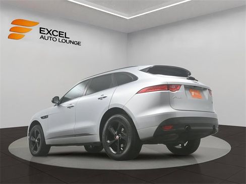 Used 2020 Jaguar F-PACE R-Sport image 40