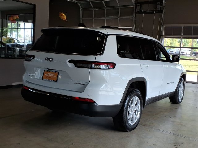 Used 2023 Jeep Grand Cherokee L Limited AWD/4WD image 6