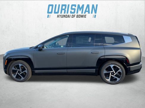 New 2026 Hyundai Ioniq 9 Limited image 3