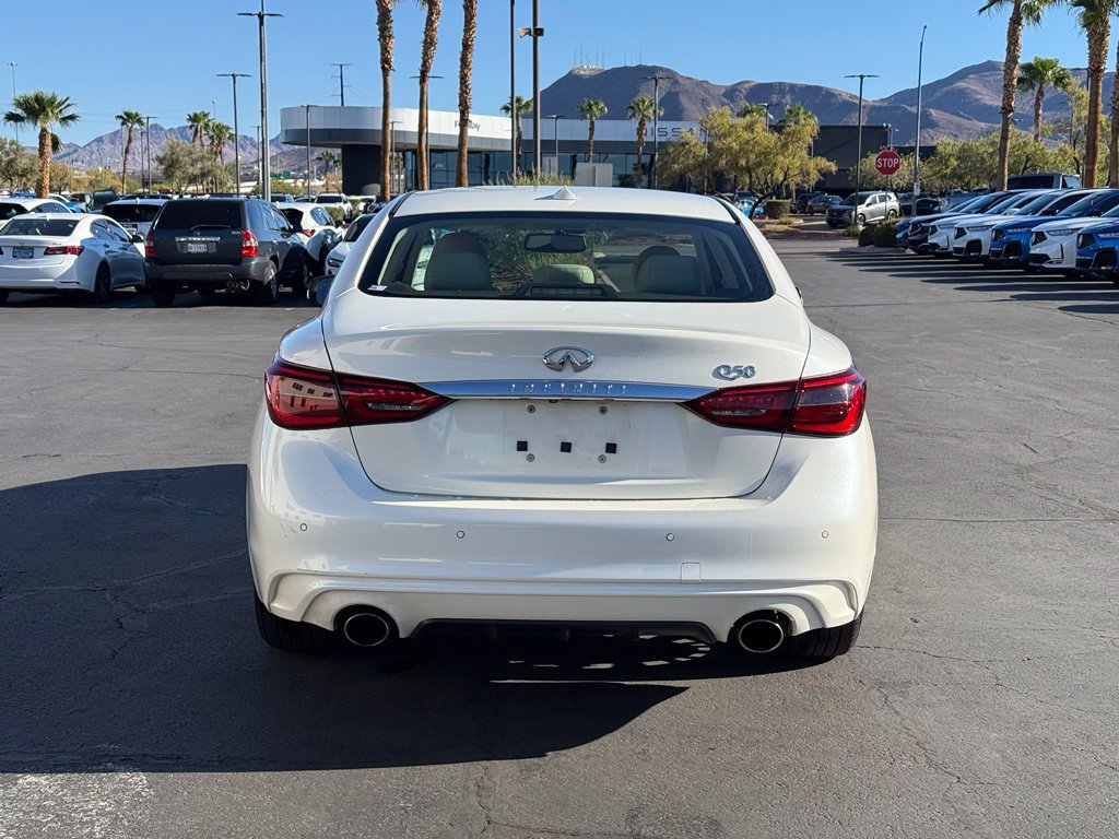Used 2020 INFINITI Q50 Luxe w/ Essential Package (3.0T Luxe) RWD image 3