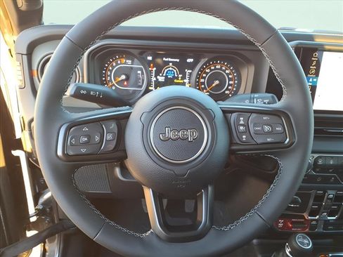 New 2026 Jeep Gladiator Mojave image 14