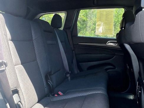 Used 2021 Jeep Grand Cherokee Laredo image 12