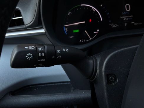 Used 2026 Toyota Sienna XLE FWD image 43