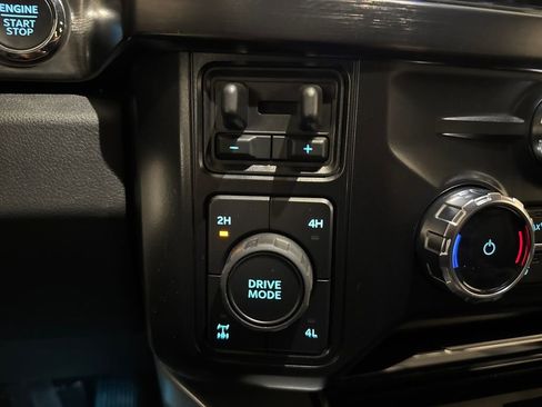 New 2026 Ford F250 Lariat w/ Chrome Package image 26