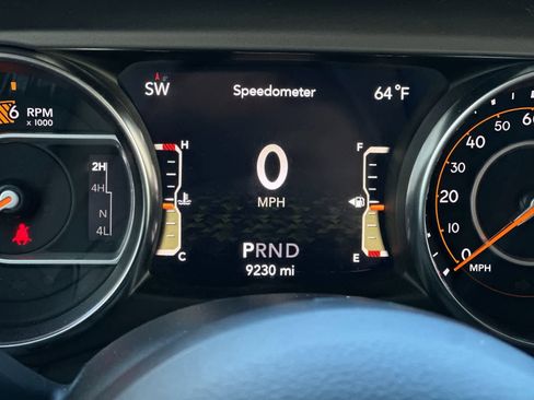 Used 2023 Jeep Wrangler Freedom Edition image 26