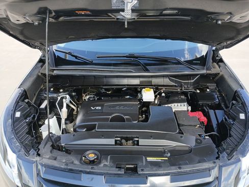 Used 2023 Nissan Pathfinder SL w/ Lighting Package (N92) image 31