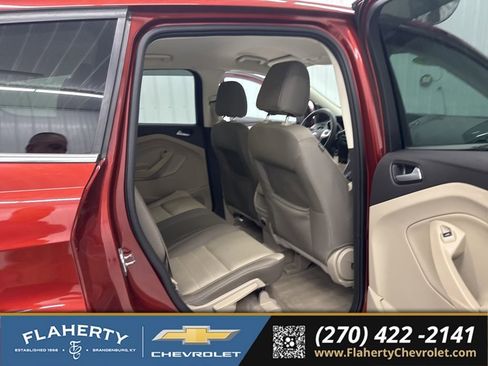 Used 2015 Ford Escape SE AWD/4WD image 16