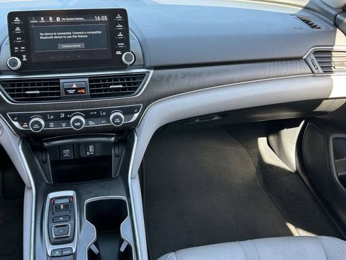 Used 2019 Honda Accord EX image 16