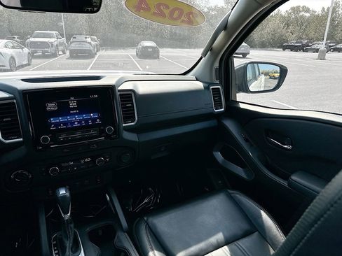 Certified 2024 Nissan Frontier SL w/ Technology Package image 33