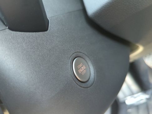 New 2026 Volkswagen ID.4 Pro image 28