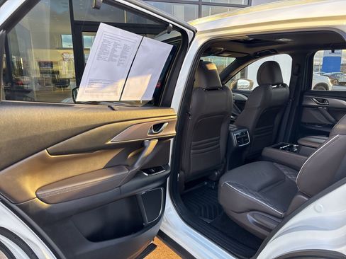 Used 2021 MAZDA CX-9 Signature image 11