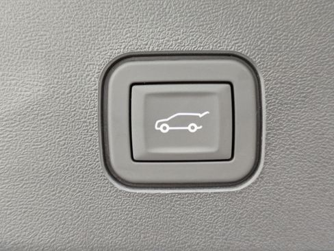 New 2026 Cadillac Vistiq Luxury w/ LPO, Floor Liner Package image 8