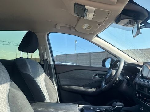 Certified 2023 Nissan Rogue SV FWD image 14