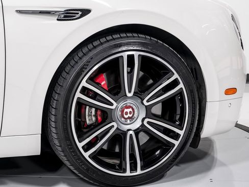 Used 2018 Bentley Flying Spur S V8 image 45