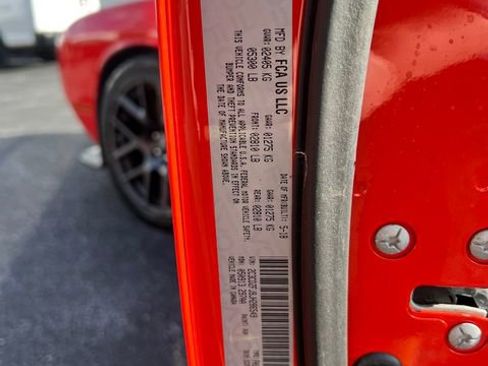 Used 2018 Dodge Challenger R/T Scat Pack image 27