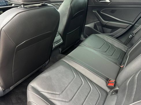Used 2022 Volkswagen Jetta SEL FWD image 12