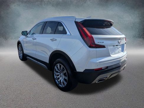 Certified 2023 Cadillac XT4 Premium Luxury w/ Cold Weather Package image 3