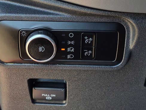 Used 2023 Ford Bronco Black Diamond AWD/4WD image 17