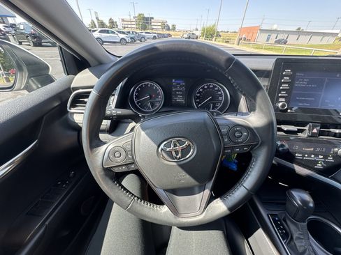 Used 2023 Toyota Camry SE FWD image 14