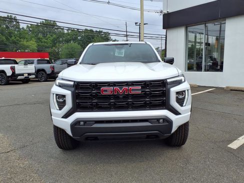 New 2026 GMC Canyon Elevation w/ Convenience Package image 2