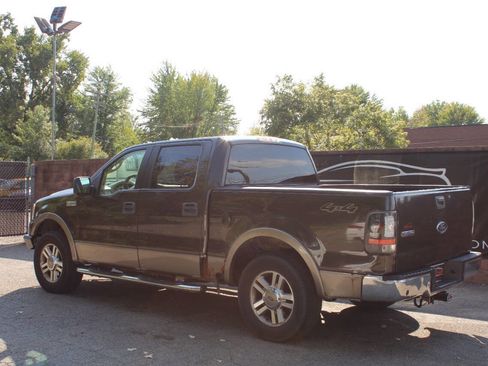 Used 2005 Ford F150 Lariat image 2