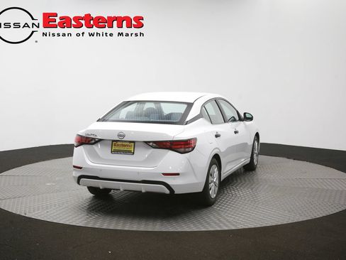 Used 2024 Nissan Sentra S FWD image 40
