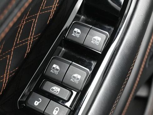 Used 2021 Jeep Grand Cherokee L Summit AWD/4WD image 13