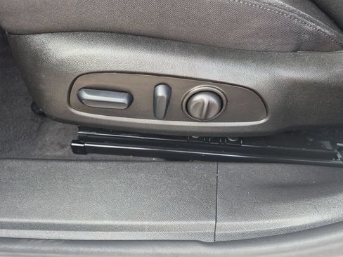 Used 2025 Chevrolet Malibu LT FWD image 12