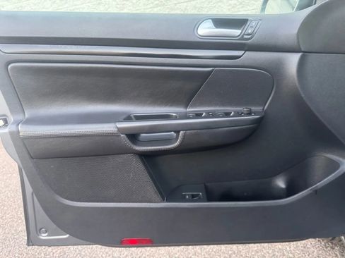 Used 2013 Volkswagen Jetta TDI image 11