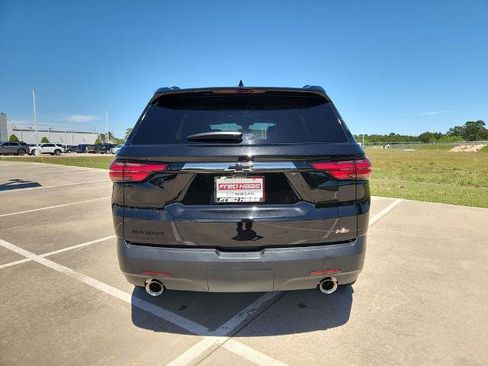 Used 2023 Chevrolet Traverse RS w/ LPO, Floor Liner Package FWD image 6