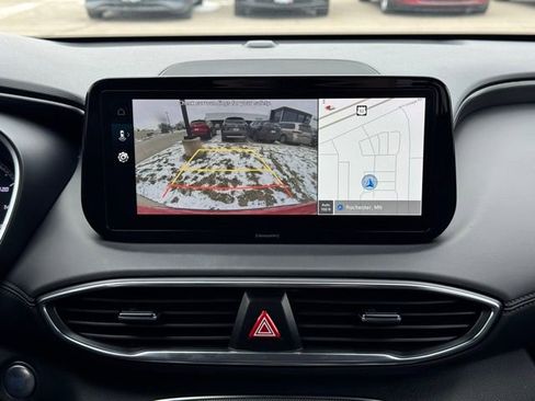 Used 2023 Hyundai Santa Fe SEL image 4