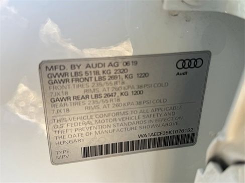 Used 2019 Audi Q3 2.0T Premium image 26