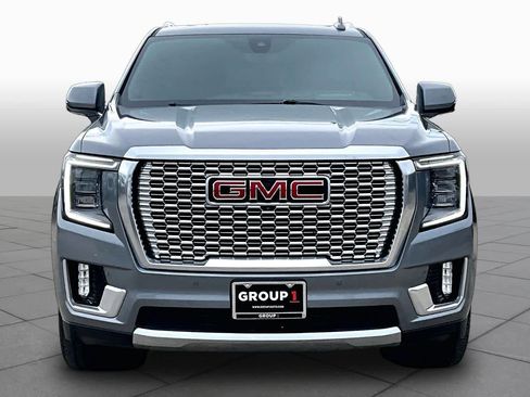 Used 2021 GMC Yukon Denali w/ Denali Premium Package RWD image 4