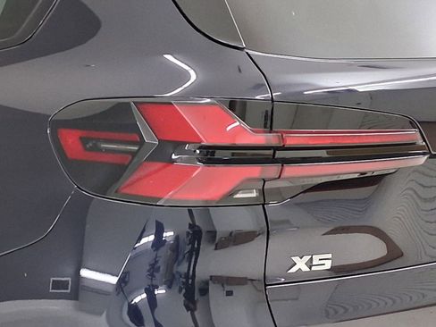New 2026 BMW X5 M60i image 11