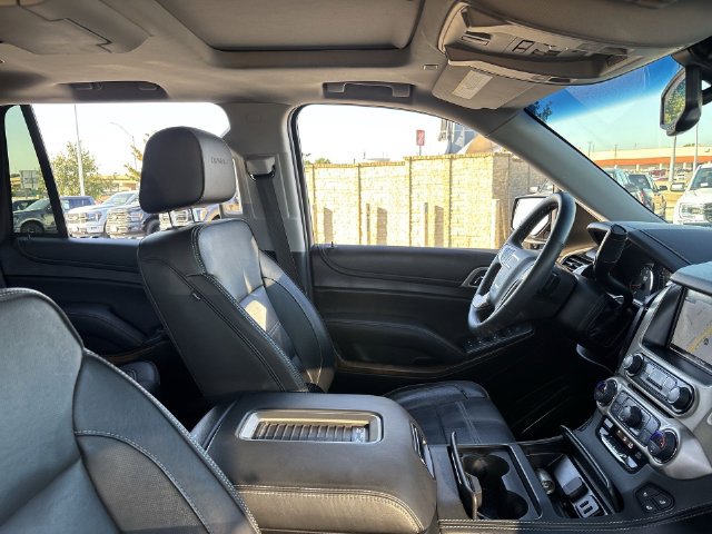 Used 2018 GMC Yukon Denali w/ Denali Ultimate Package AWD/4WD image 17