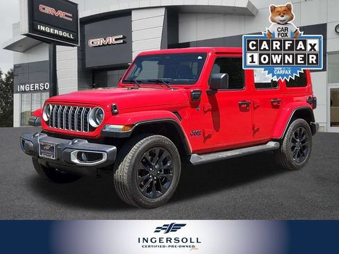 Used 2025 Jeep Wrangler Unlimited Sahara AWD/4WD image 1