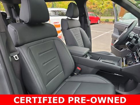 Used 2025 Hyundai Santa Fe Calligraphy image 10