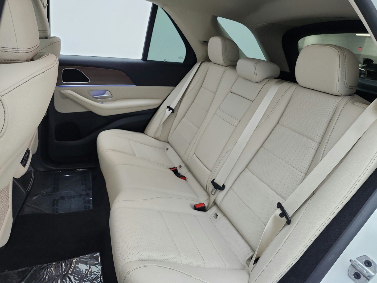 Certified 2025 Mercedes-Benz GLE 350 4MATIC image 17