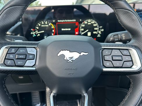 Used 2024 Ford Mustang GT Premium image 15